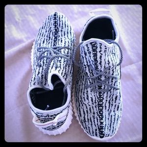 Yeezy Boost 350 Turtle Dove